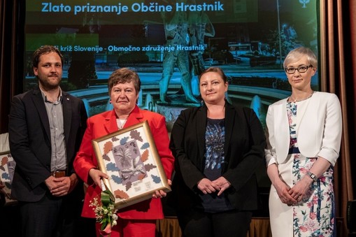Letošnjo najvišjo nagrado ZLATO PRIZNANJE občine si je prislužil RKS – Območno združenje Hrastnik.
